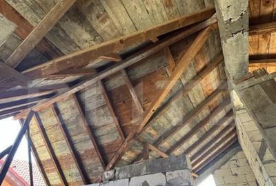 Casa la rosu P+M, Cernele (capatul lui 2), 420 mp teren, 149 - 2