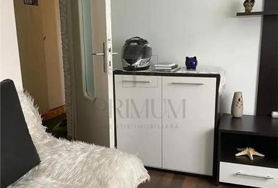 Apartament cu 3 camere decomandat, mobilat în Telegrafului