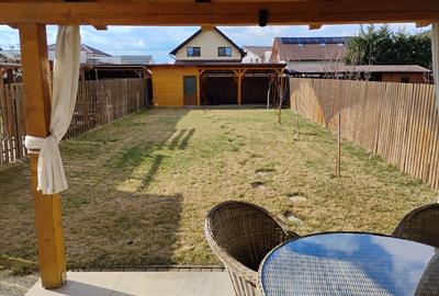 Duplex cu 4 camere cu Canalizare în Moșnița Veche - 3