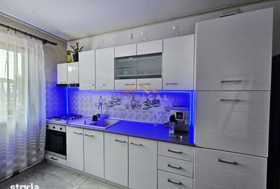 Casă cu 6 camere cu Teren 208 Mp în Vărăști - 8