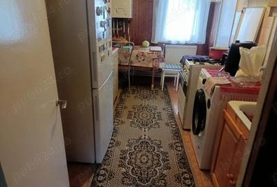 Apartament cu 3 camere decomandat în Central - 1