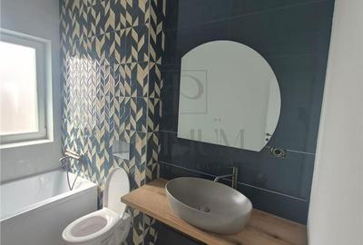 Casă cu 4 camere decomandat în Moșnița Veche - 17