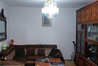 Tineretului -Timpuri Noi  vanzare ap. 2 cam dec - 13