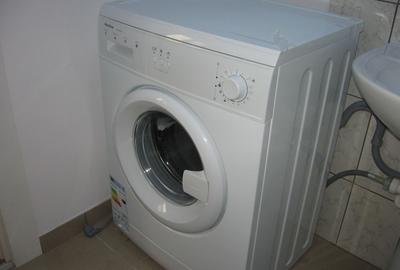 Garsonieră semidecomandată în Berceni - 2