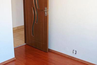 Apartament cu 2 camere decomandat în Simeria - 4