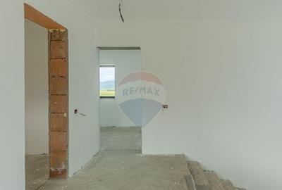 Casa moderna, la cheie, in Cristian Str. Carpati - 4