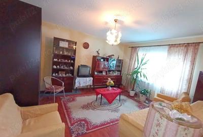 Apartament cu 3 camere decomandat în Câmpulung Muscel - 9