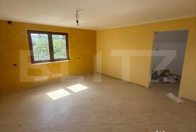 Casă cu 4 camere cu Teren 650 Mp în Central - 8