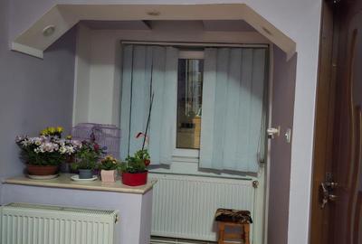 Garsonieră decomandată în Central - 3