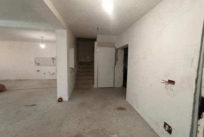Casă cu 4 camere în Central - 1