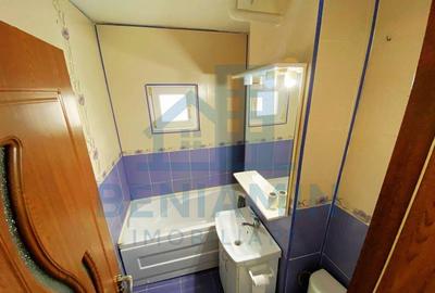 Apartament cu 3 camere semidecomandat în Craiovița Nouă - 3