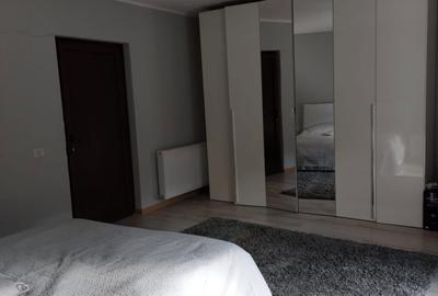 Casă cu 4 camere în Central - 2