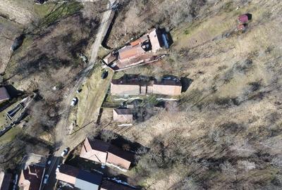 Casă cu 2 camere cu Teren 1884 Mp în Izvoarele (Livezile) - 18