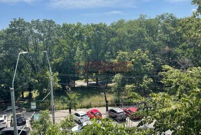 Sector 4, Parc, Tineretului, 3 camere - 12