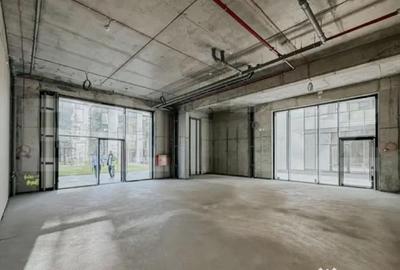 Spațiu comercial, de 86 mp, în Central - 2