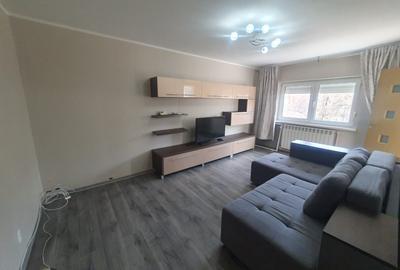 Inchiriere apartament modern cu 2 camere in Galati, Micro 16, renovat - 1