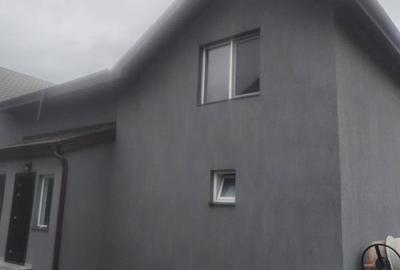 Apartament cu 2 camere semidecomandat în Broșteni - 1