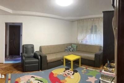 Apartament cu 2 camere semidecomandat în Micro 16 - 1