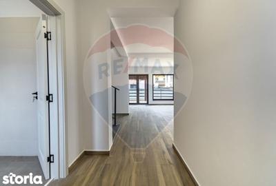 Casă cu 8 camere cu Teren 500 Mp în Hărmanului - 1