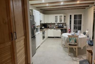 Casă cu 4 camere cu Teren 477 Mp în Fratelia - 2