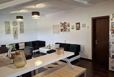 Apartament cu 4 camere decomandat în Central - 4