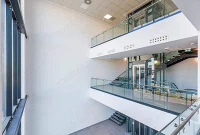 Spațiu comercial, de 4,152 mp, în Complex Studențesc - 5