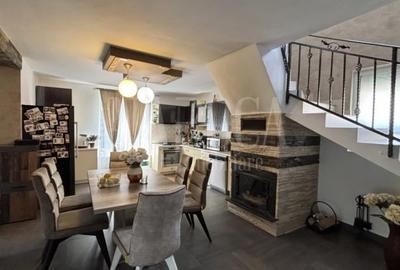 Casa 4 camere de vanzare in Floresti