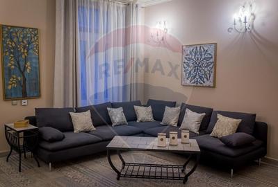 Inchiriez apartament superb cu 4 camere in zona Ultracentral - 2