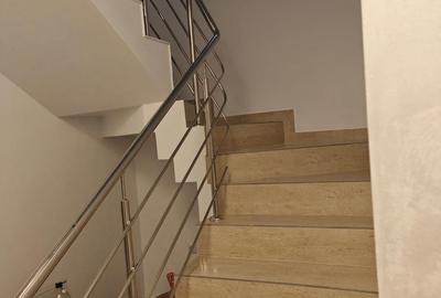 Casă cu 5 camere cu Teren 450 Mp în Central - 3