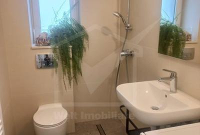 Apartament 3 camere, zona Europa,balcon, parcare, curte comuna, etaj intermediar - 8