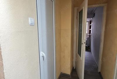 Garsonieră decomandată în Micro 20 - 3