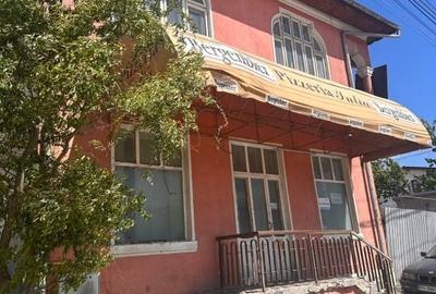 Spatiu comercial - COMARNIC - 2