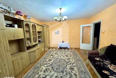 Apartament cu 4 camere decomandat în Micro 16 - 3