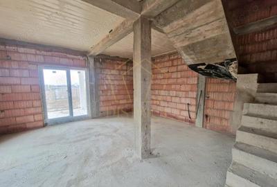 Duplex la rosu cu 3 camere | Mosnita Veche | Padurea Bistrei - 2