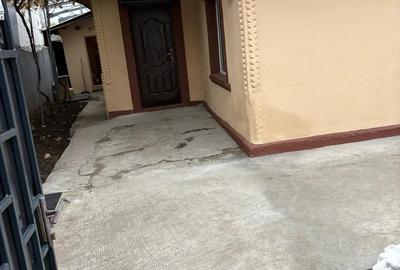 Casa de inchiriat - 6