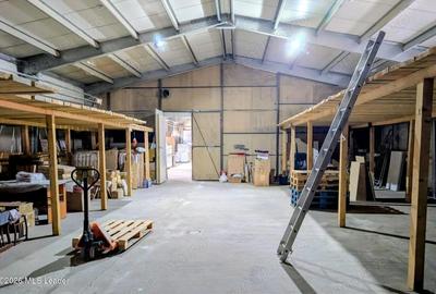 Spațiu comercial, de 550 mp, în Central - 11