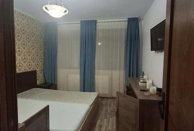 Apartament cu 3 camere semidecomandat în Central - 2