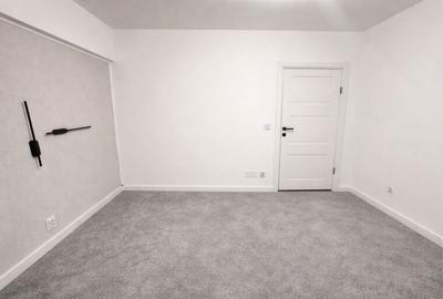 Apartament cu 4 camere decomandat în Alexandru cel Bun - 3