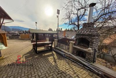Casă cu 3 camere cu Teren 1680 Mp în Central - 11