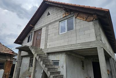 Casa de vanzare - 2