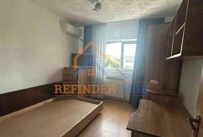 Apartament decomandat 3 camere - Dunavat sector 5 - 3