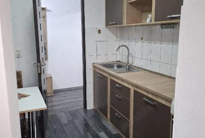Apartament cu 2 camere decomandat în Central - 2