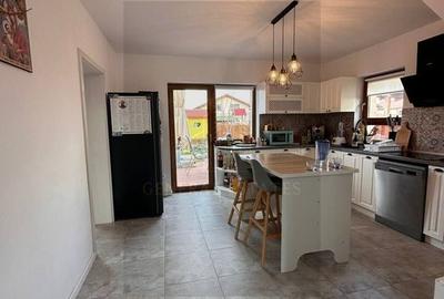 Casă modernă de vânzare în Cristian, Brașov - 9