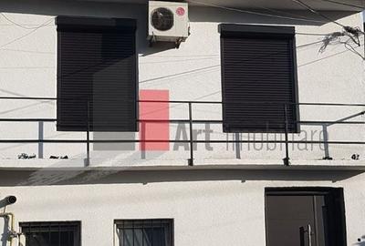 Casă individuală cu 4 camere cu Canalizare în Giulești - 3