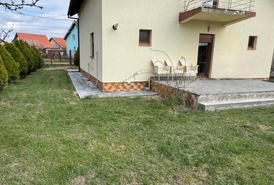 Casă cu 4 camere cu Canalizare în Ciarda Roșie - 3