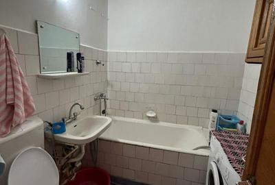 Apartament cu 2 camere decomandat în Ostroveni - 8