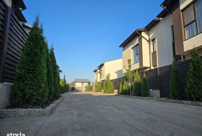 Casă cu 4 camere cu Teren 250 Mp în Central