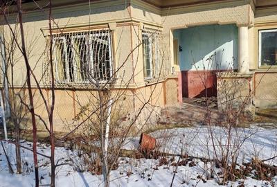 Casă cu 4 camere cu Teren 1300 Mp în Dascălu - 2