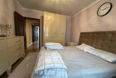 De vanzare Apartament 3 Camere Mobilat/Utilat Etaj 2 - 11