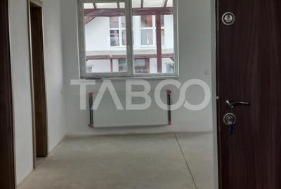 Apartament spatios bloc nou 3 camere  96 mp zona linistita in Cisnadie - 4